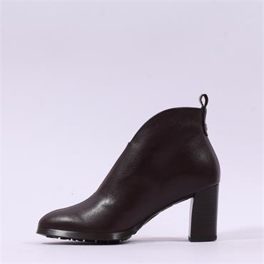 Wonders Vflex High Block Heel V Cut Boot - Brown Leather